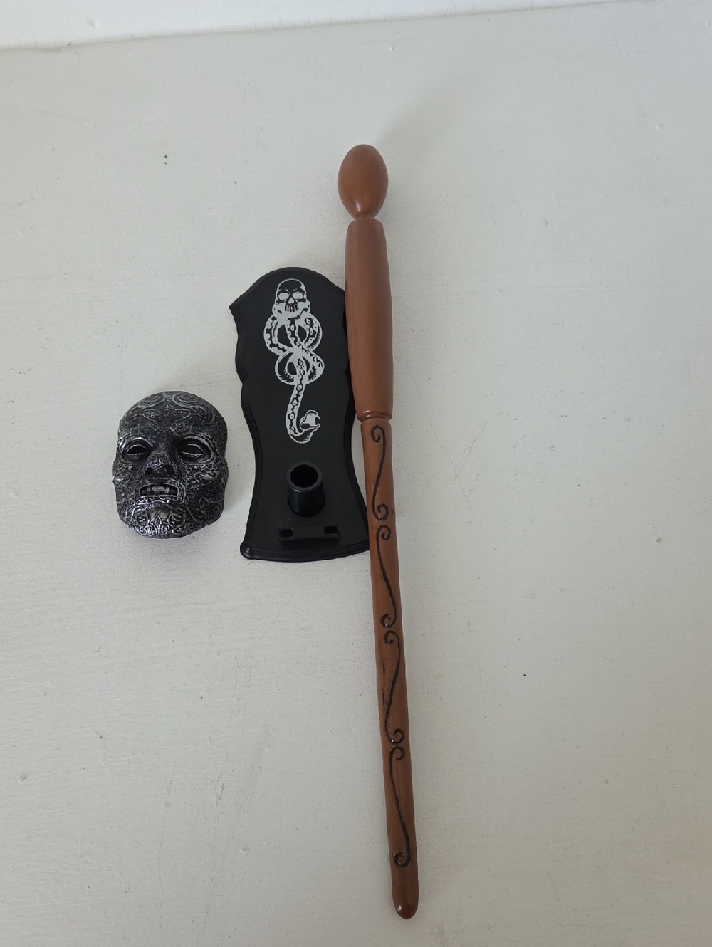 Harry Potter Mystery Wand Death Eater Series. - Picture 4 of 4